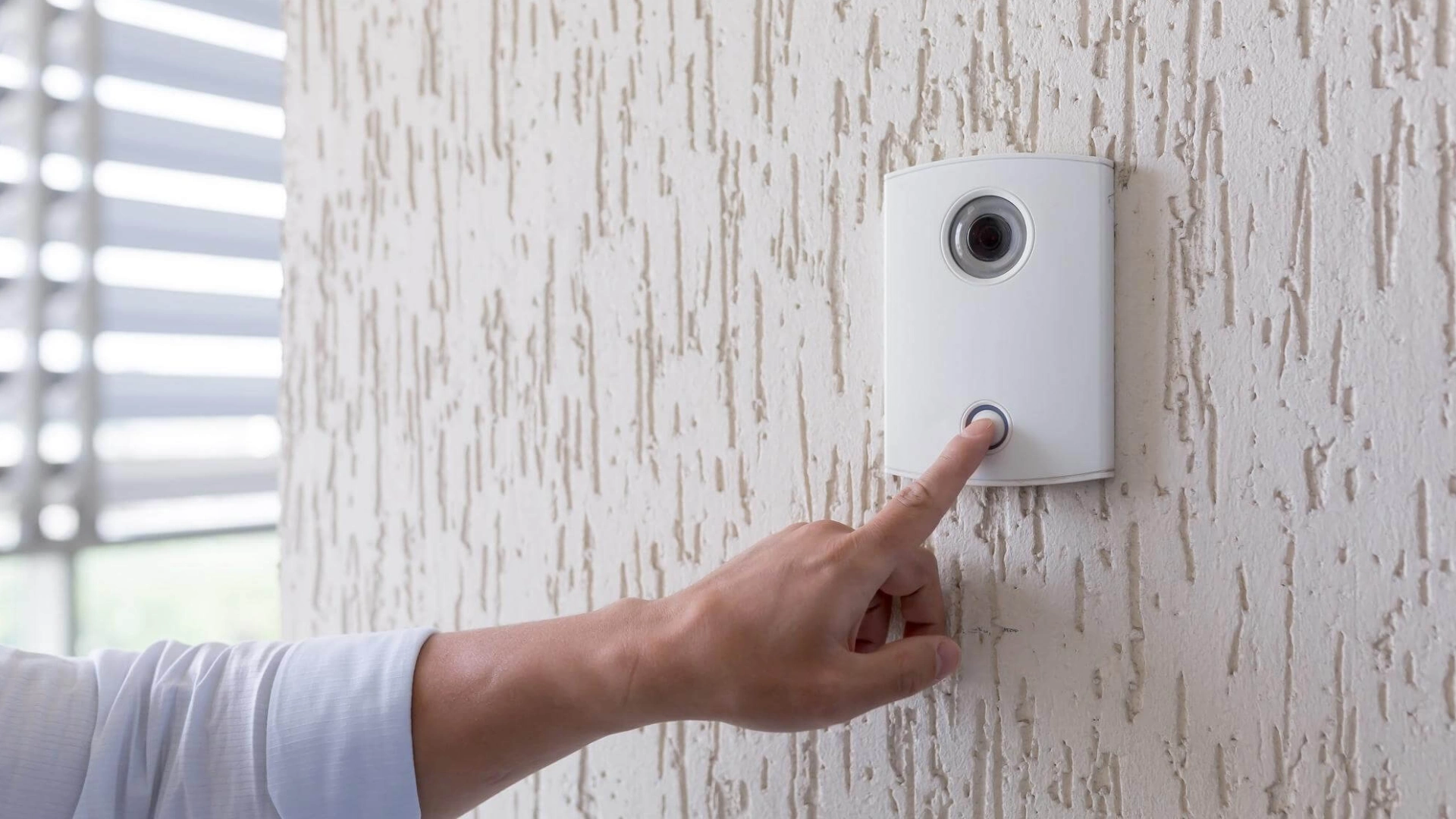 Doorbell Cameras n d